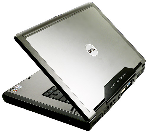 DELL precision m90 usado segundamano TRASERA