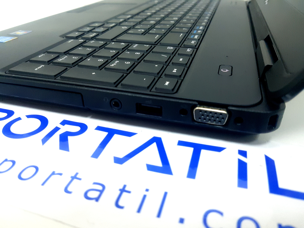 Dell latitude E5540 rotura lateral