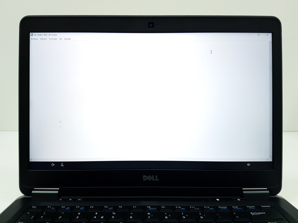 Dell latitude E7240 2 puntitos negro