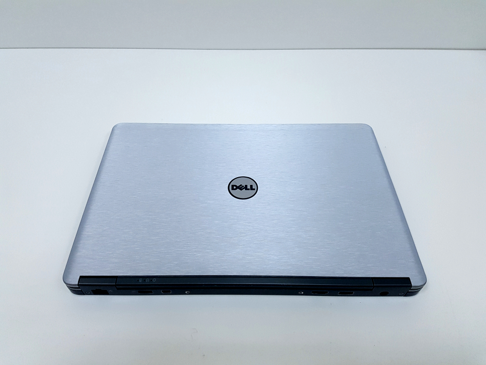 Dell latitude E7440 vinilo plata cerrado