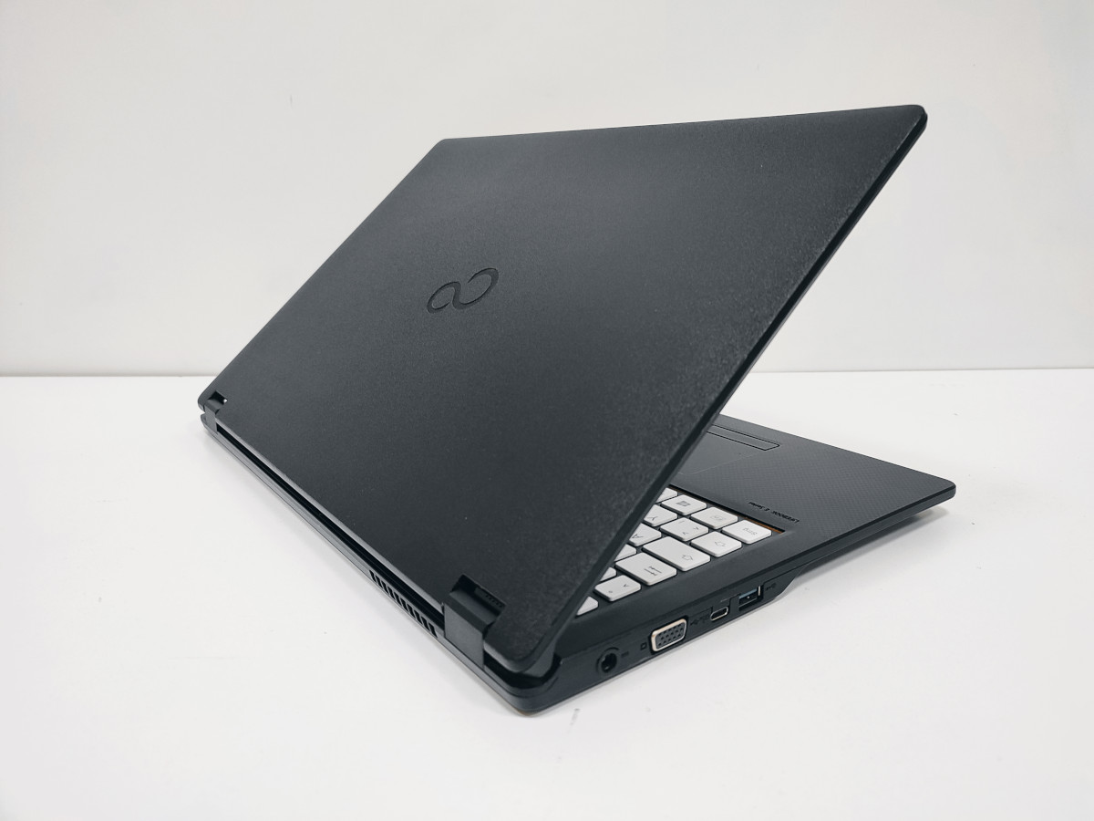 Portatil Fujitsu LifeBook E559 Vinilo