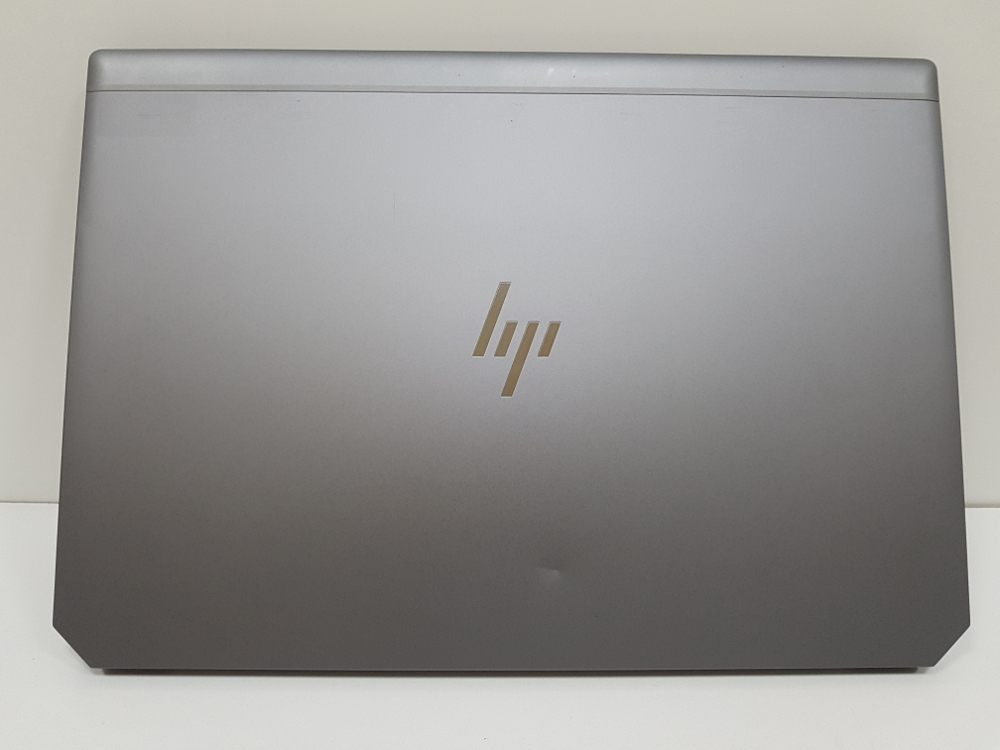 Portatil HP ZBook 15 G5 Tapa Abollada