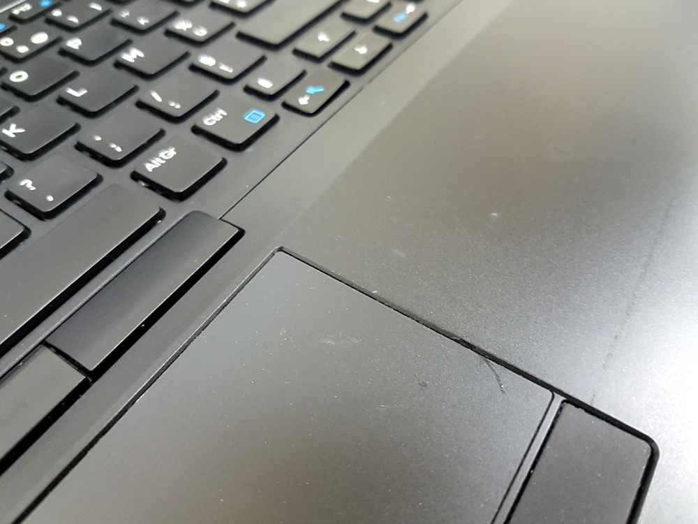 dell latitude e5570 reposamunecas marcas