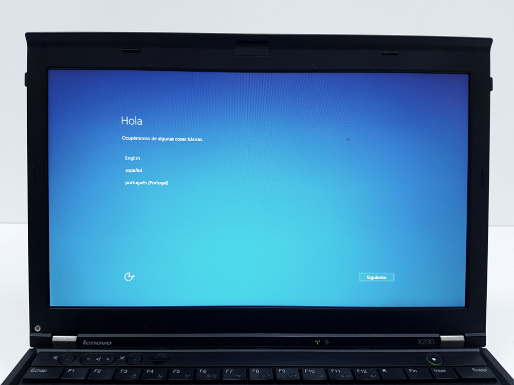 x230 muy leve pto pantalla